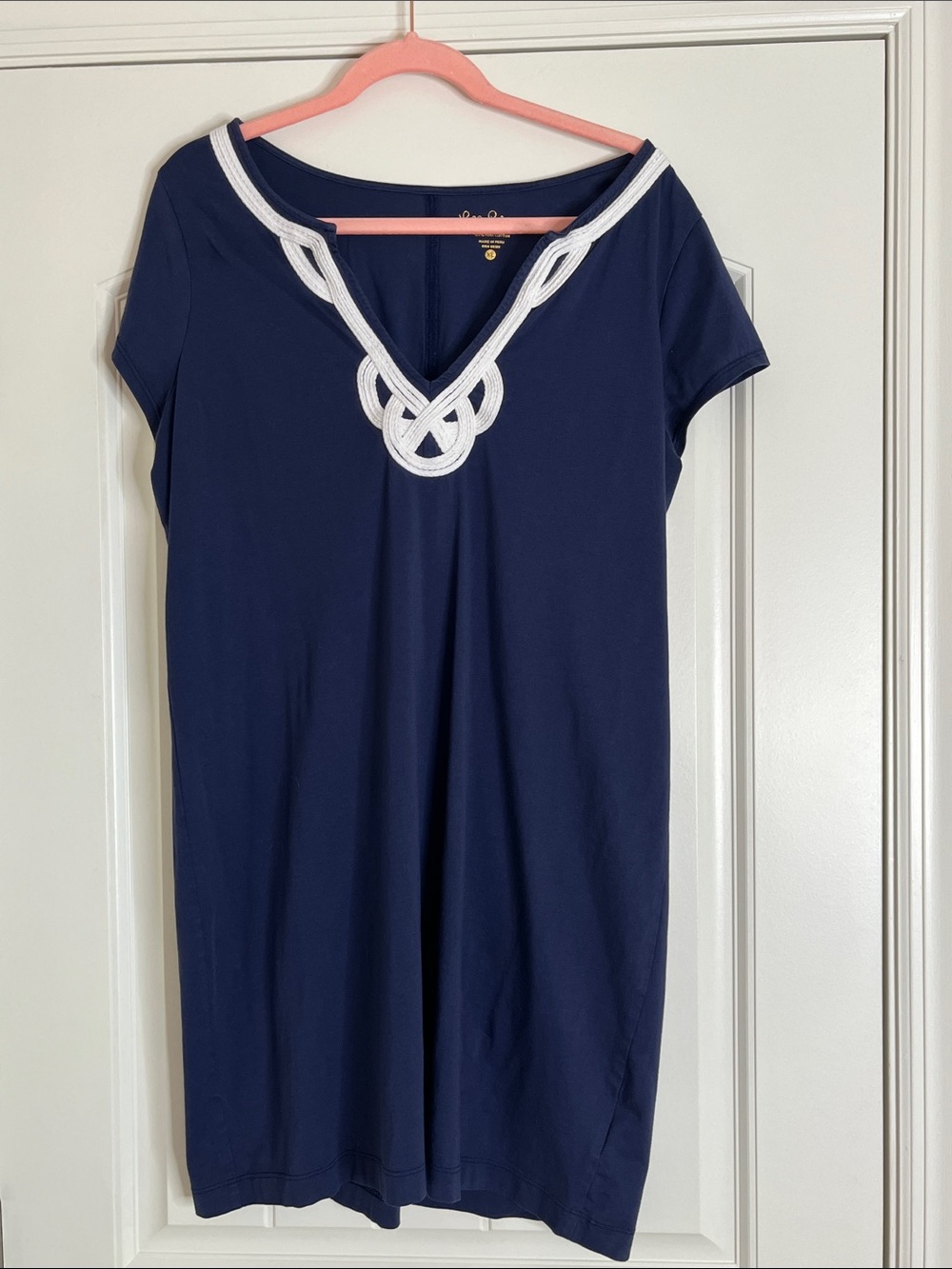 Lilly Pulitzer-Navy Tunic, Short Sleeve V-Neck Top with White Trim-XL